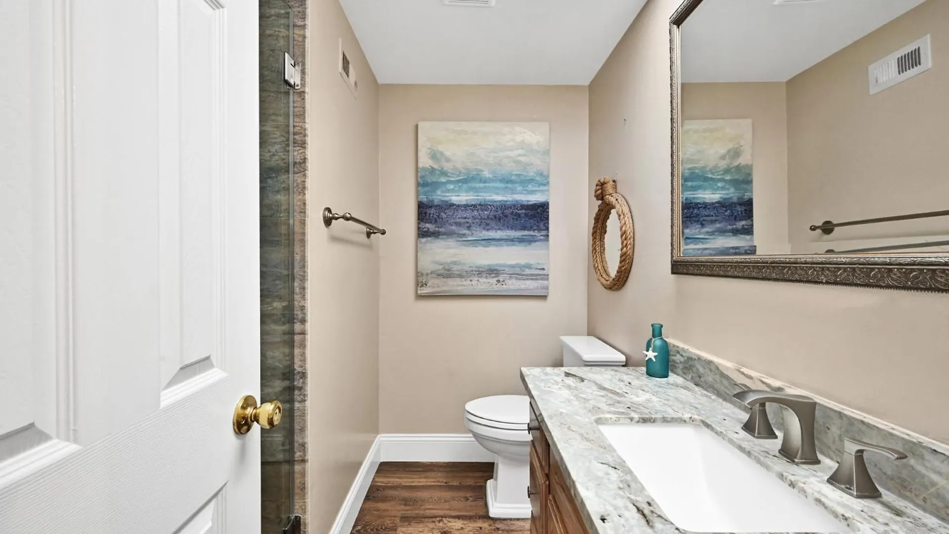 Giant Beachfront Home With Parking Near The Pier Newport Beach Holiday home