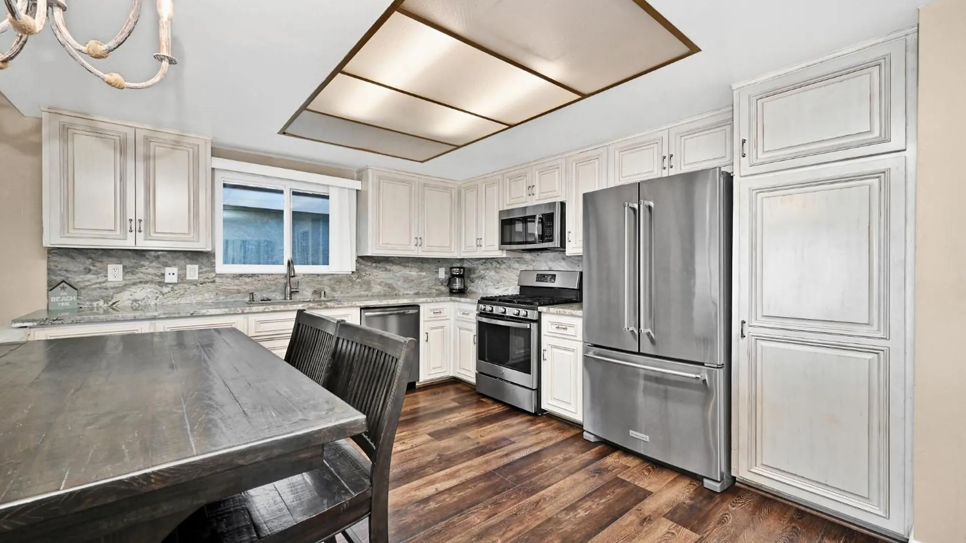Giant Beachfront Home With Parking Near The Pier Newport Beach 0*,