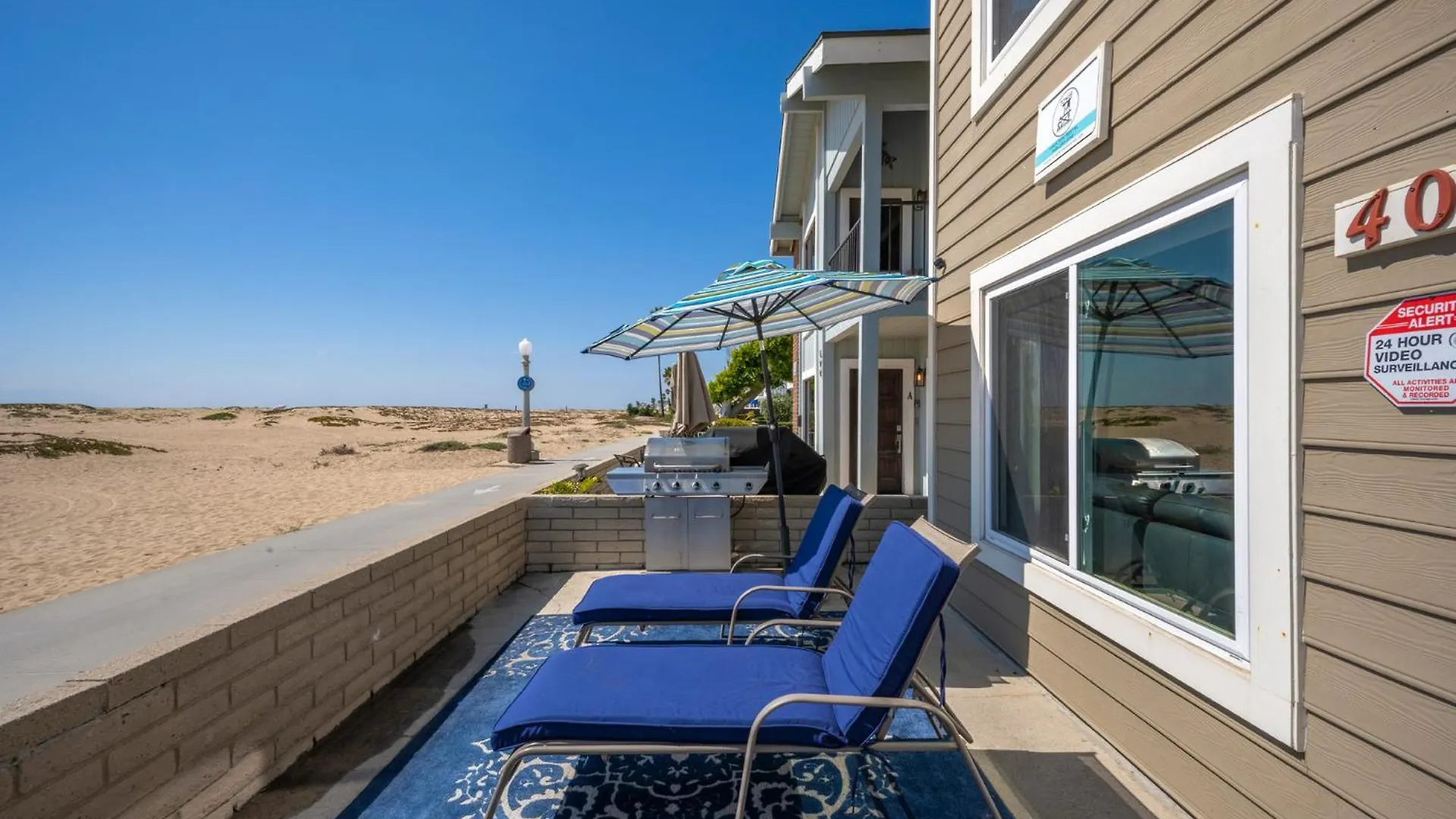 Giant Beachfront Home With Parking Near The Pier Newport Beach United States