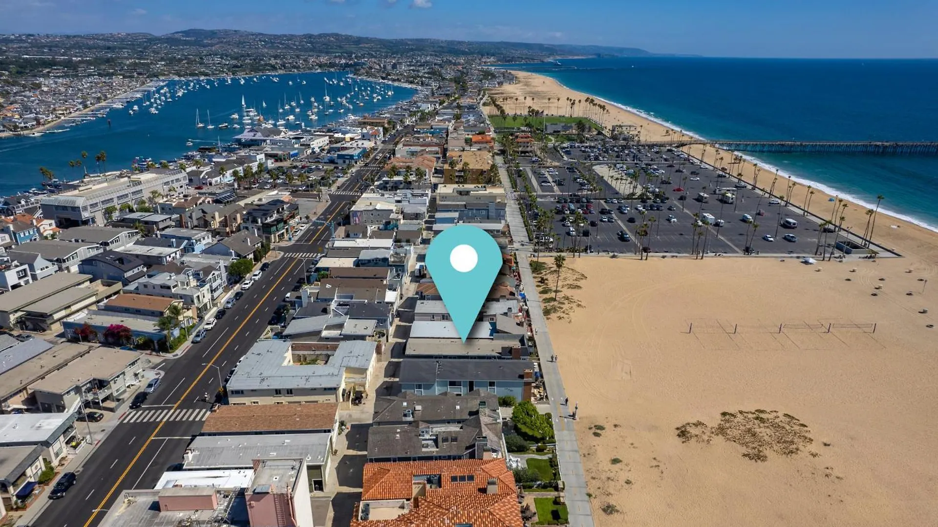 Giant Beachfront Home With Parking Near The Pier Newport Beach